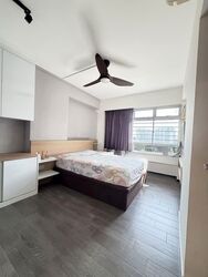 Blk 647 Pasir Ris Drive 10 (Pasir Ris), HDB Executive #581116201